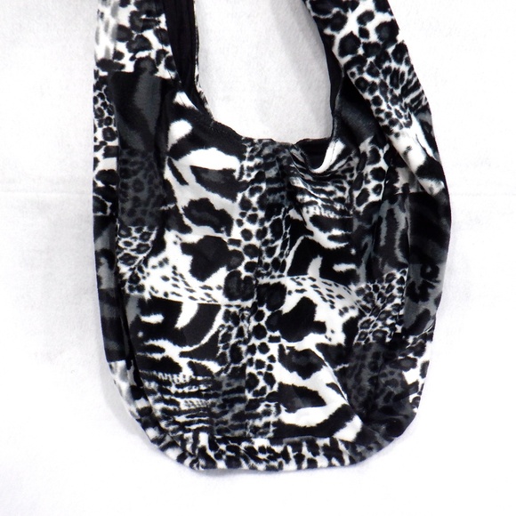 Black & White Animal Print Boho Crossbody Bag - Picture 10 of 10